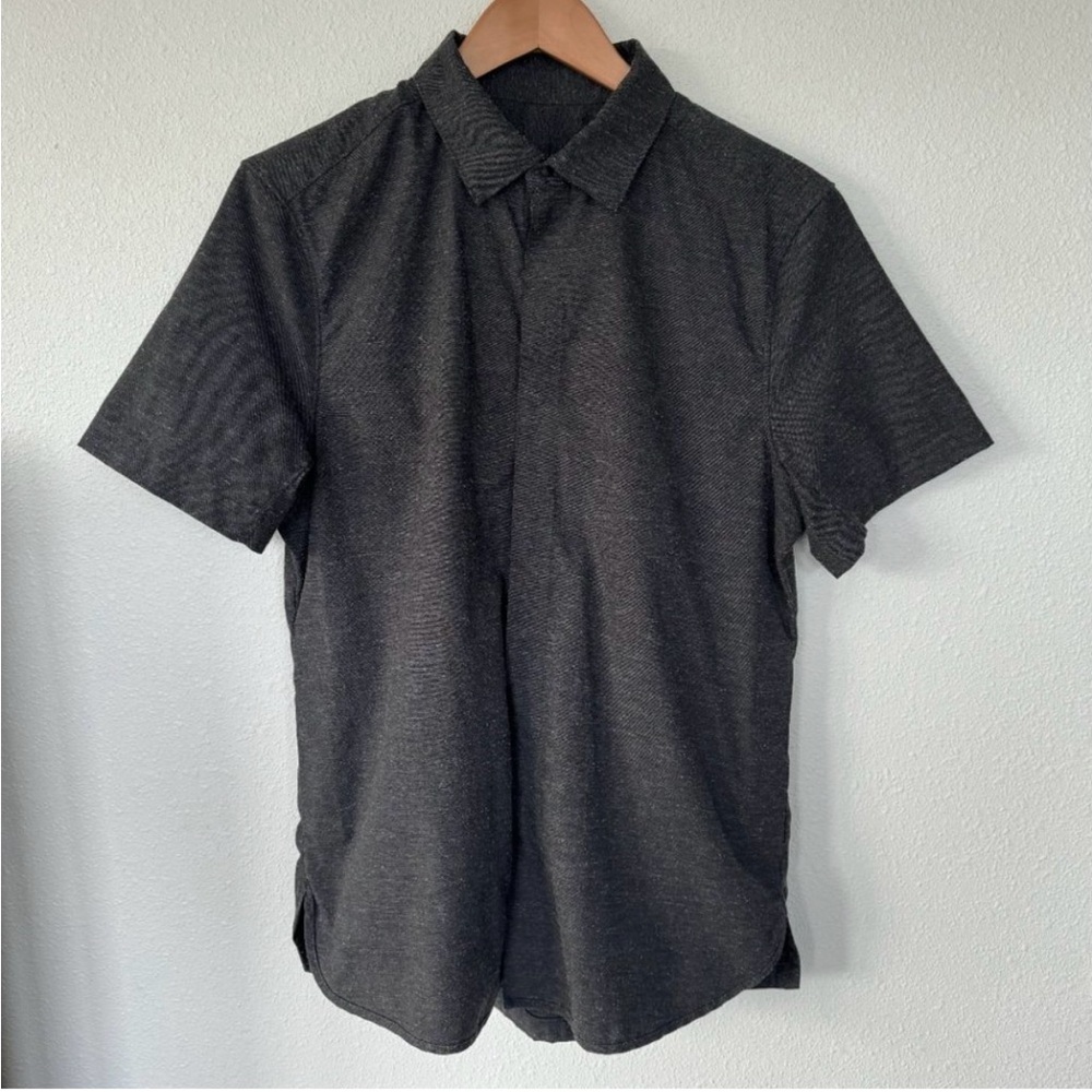lululemon Small Mens Short Sleeve Snaps Button Up Heathered Grey